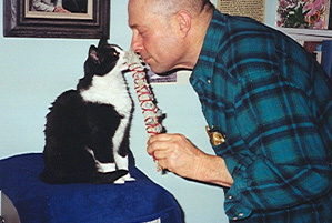 Sketty sniffing sage